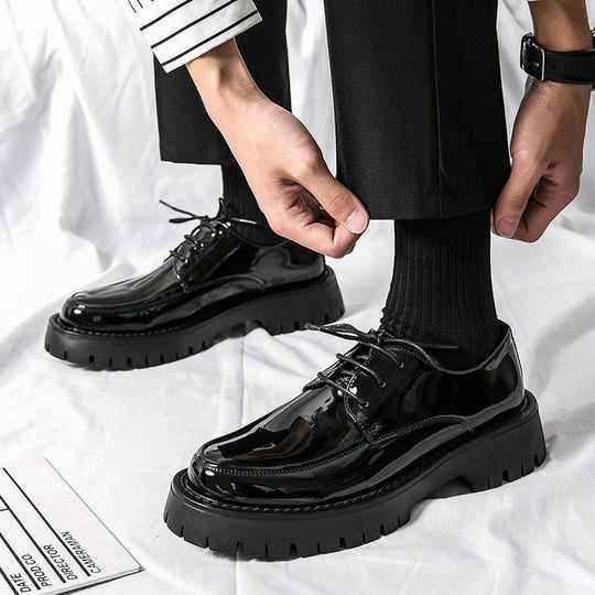 Herren Elegante Schnürschuhe mit stabiler Profilsohle und klassischem Design