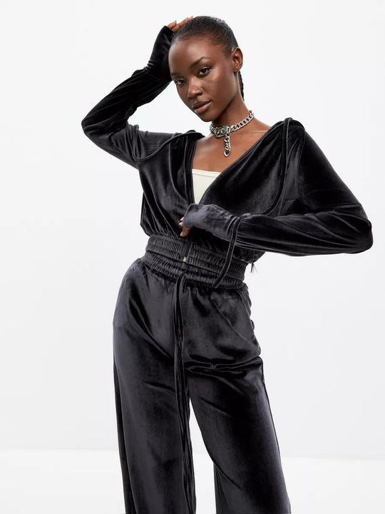 Damen samtiges Cropped-Kapuzen-Sweatset mit taillenhoher Jogginghose Shop Nory