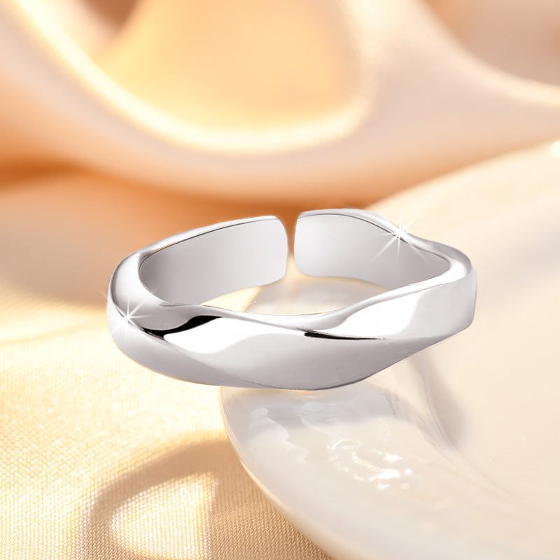 Damen Silberner Ring mit elegantem Wellenmuster Shop Nory