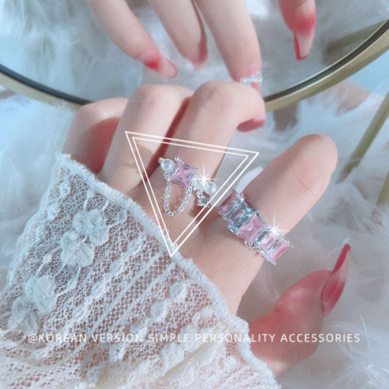 Damenring mit eleganter Zirkonia-Verkettung und filigranem Design Shop Nory