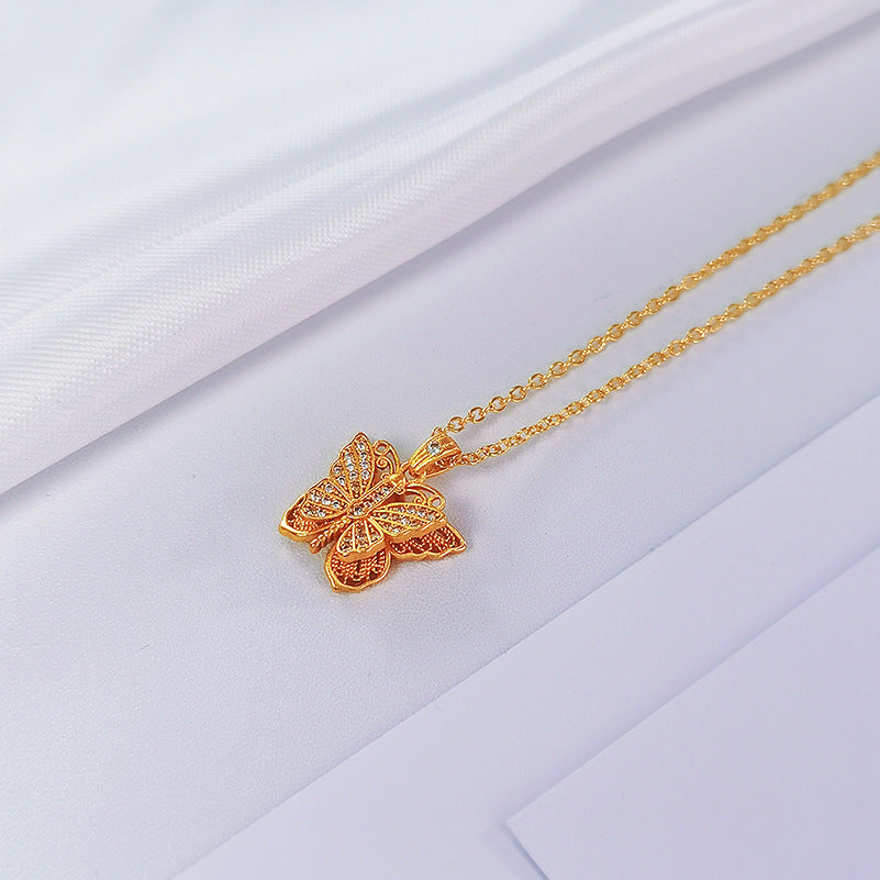 Damen Ohrringe mit detailreichem Schmetterlingsdesign Shop Nory