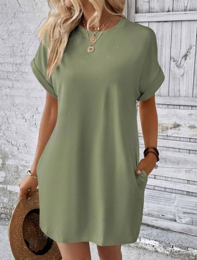 Lässiges einfarbiges Kleid mit Rundhalsausschnitt