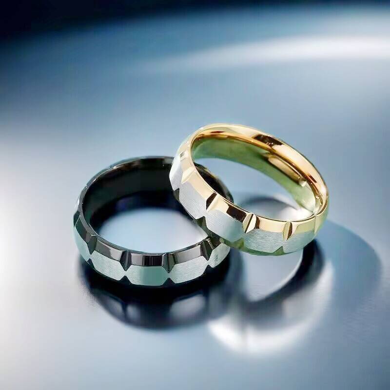 Herren Ring mit modernem, zweischichtigem Design und markanten Kanten Shop Nory