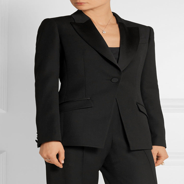 Damen Taillierter Ein-Knopf‑Blazer mit Satinbesatz und konturierter Nahtführung Shop Nory
