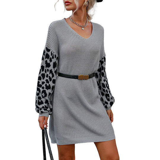 Damen Gestricktes V-Ausschnitt Pulloverkleid mit Ballonärmeln und Leo-Ärmeldetail Shop Nory