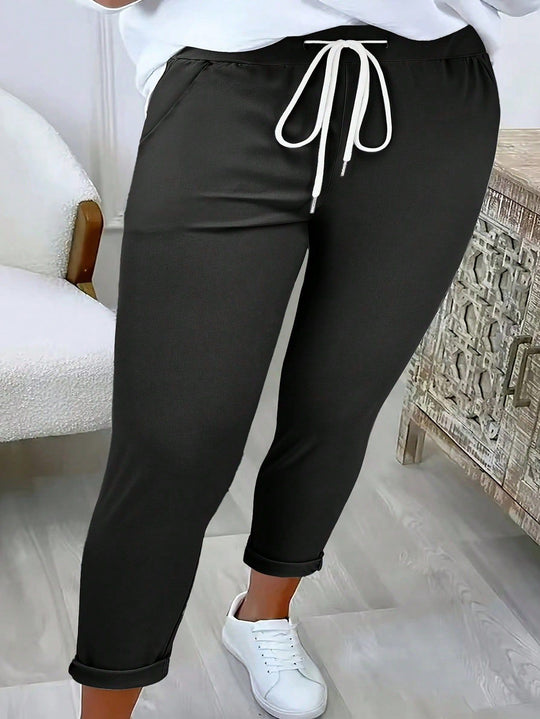 Damen Schmale Jogginghose mit hohem Komfortbund, Kordelzug und schmalem Knöchelabschluss Shop Nory
