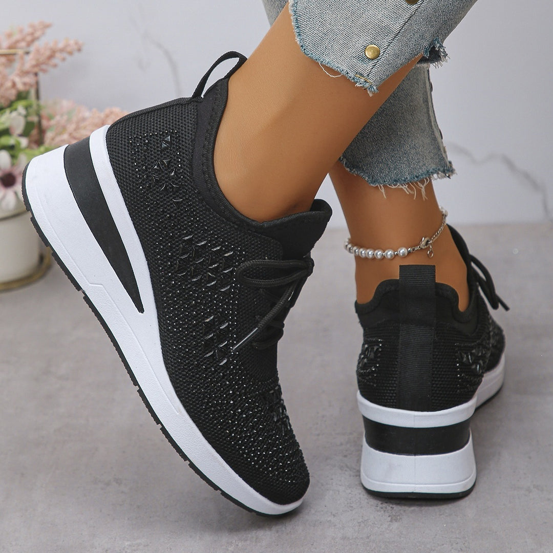Damen Wedge-Sneaker mit atmungsaktivem Strick, gepolstertem Sockenschaft und leichtem Plateau Shop Nory