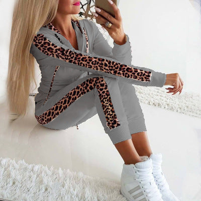 Damen Sportanzug mit modischem Leopardenmuster