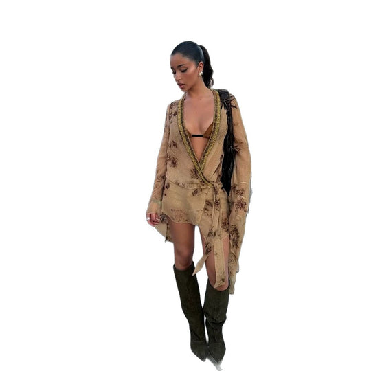 Damen Leichtes Crinkle‑Tunika‑Set mit V‑Ausschnitt, Bindegürtel und Mini‑Shorts Shop Nory