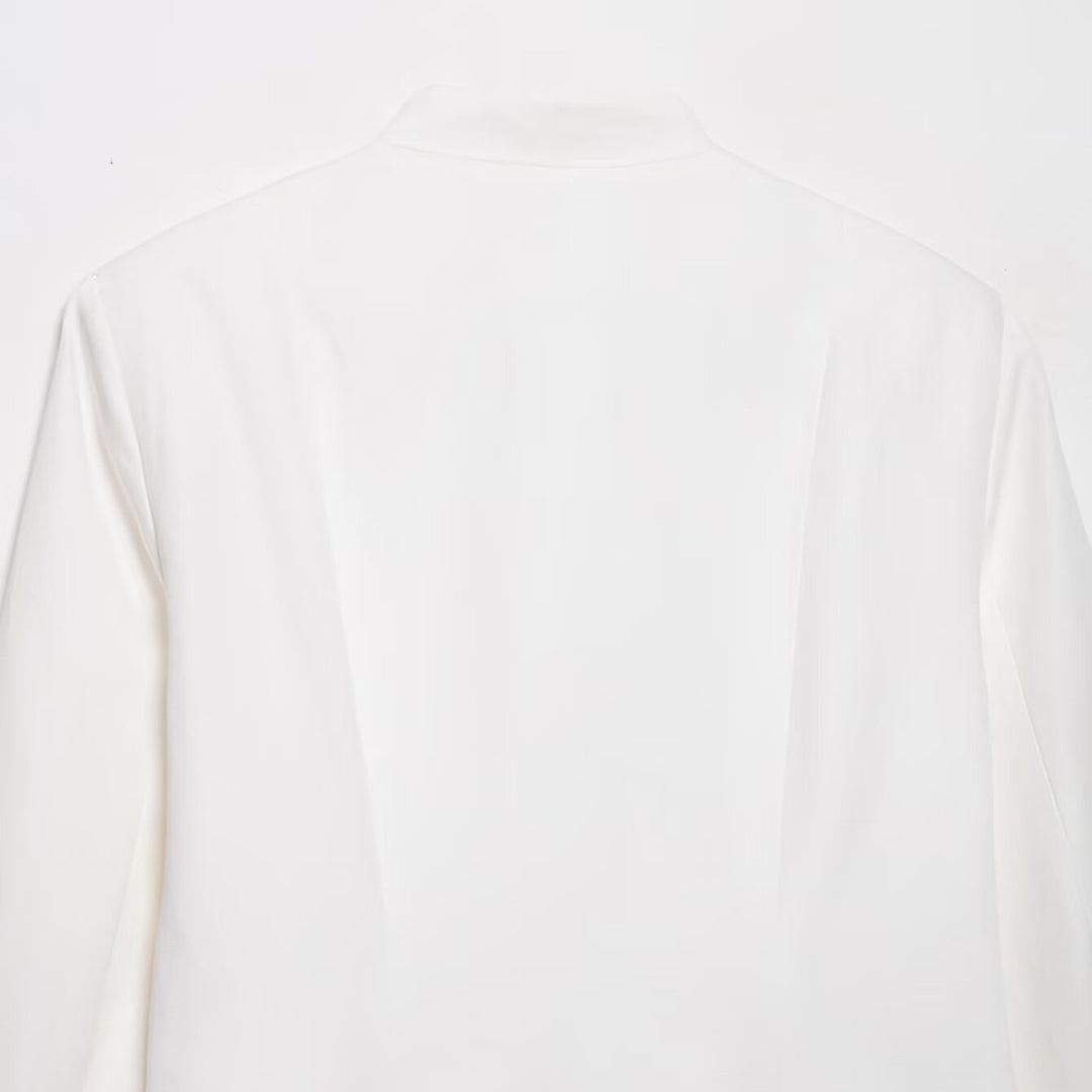 Damen Boxy-Kurzjacke mit Stehkragen, Zierknoten-Verschlüssen und Leistentaschen Shop Nory