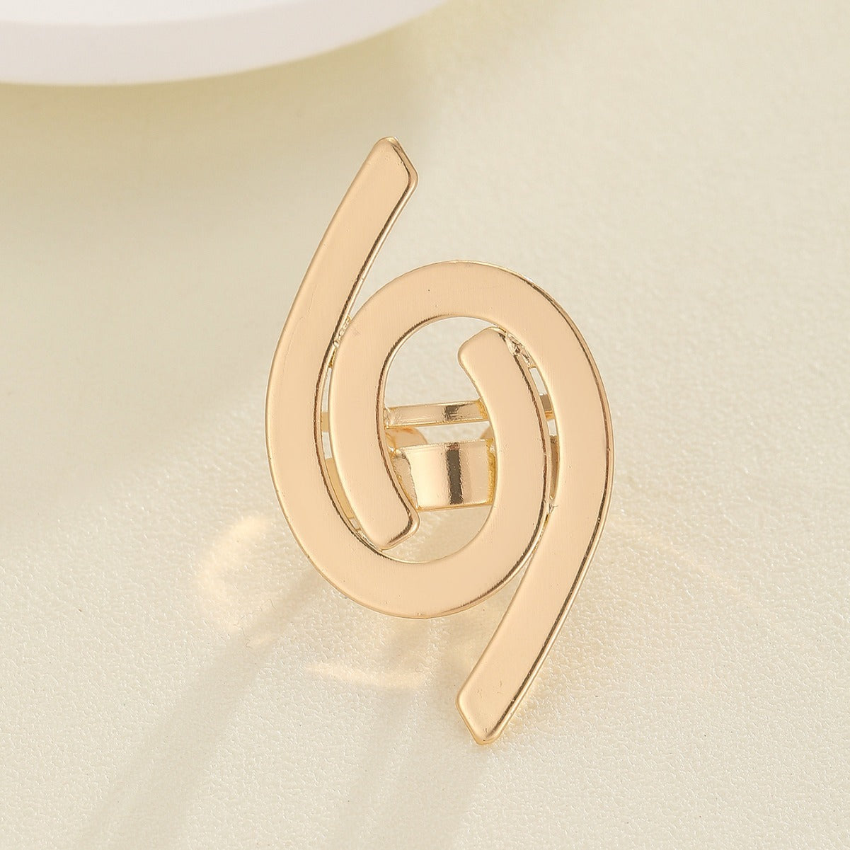 Damen Ring mit kunstvollem Muschel- und Schleifenmotiv Shop Nory