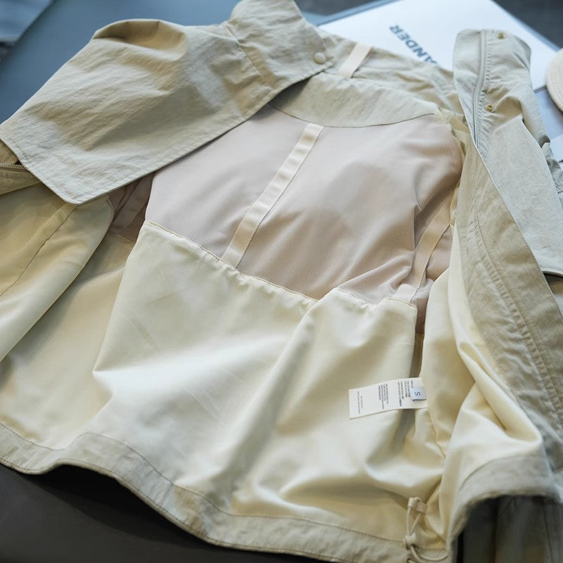 Damen Modische Übergangsjacke mit hohem Kragen und praktischen Taschen Shop Nory