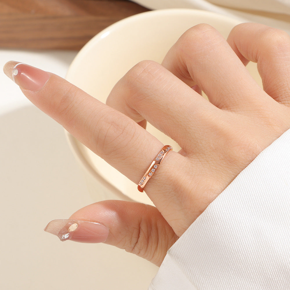 Damen filigraner Ring mit elegantem geschwungenem Design Shop Nory