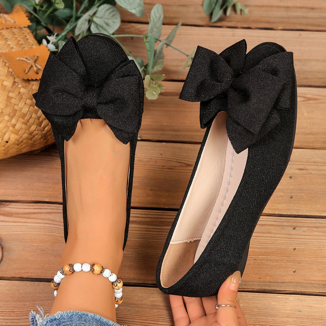 Damen Ballerinas mit XL-Schleifen-Applikation und glänzender Oberflächenstruktur