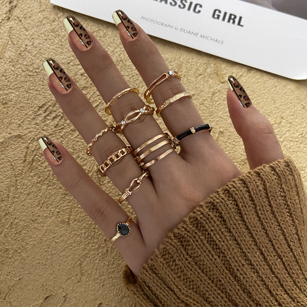 Damen Ring-Set mit filigranen, modernen Designs und funkelnden Akzenten Shop Nory