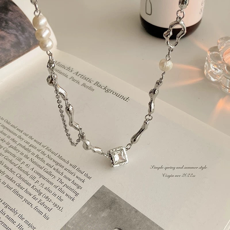 Damen Kette mit elegantem, mehrlagigem Design und luxuriösem Onyx-Anhänger Shop Nory