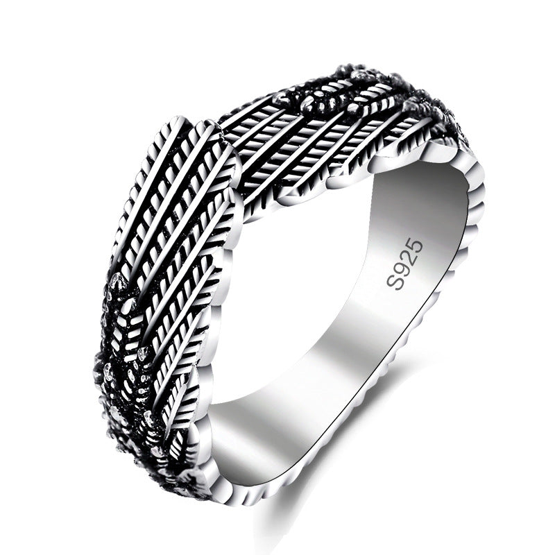 Damenring mit kunstvollem gefrästen Design und funkelnden Zirkonia Shop Nory