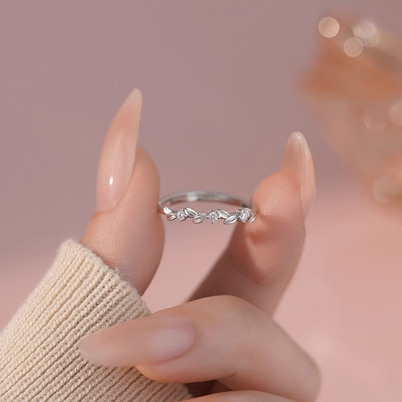Damen Eleganter und filigraner Silberring mit Zirkonia-Steinen Shop Nory