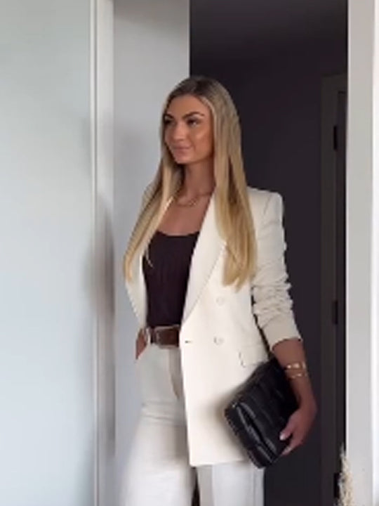 Damen Figurnaher Doppelreihiger Longblazer mit leichtem Schulterpolster und cleanem Revers Shop Nory