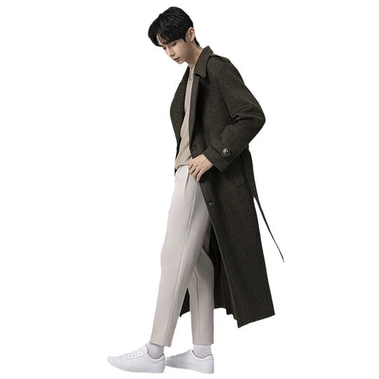 Herren Maxilanger Wollmix-Mantel mit taillierter Silhouette, Schalkragen und dekorativen Schulterriegeln Shop Nory
