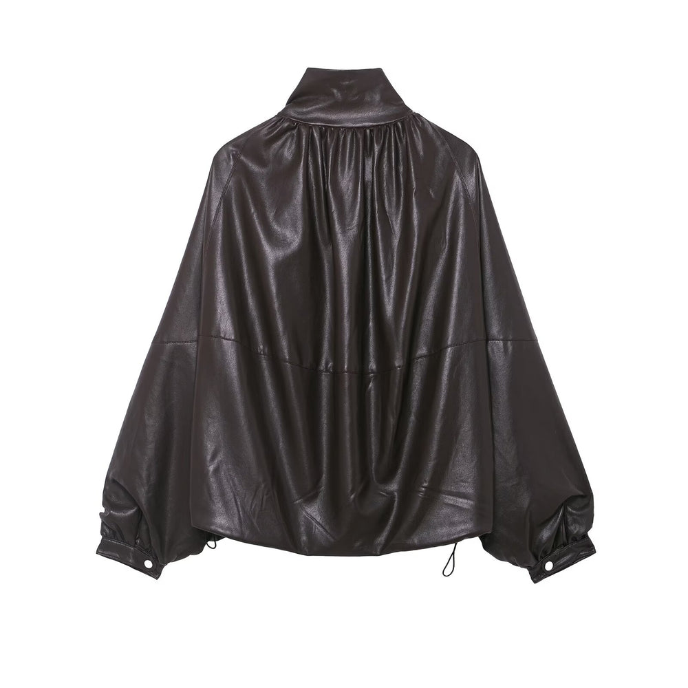 Damen Voluminöse Kunstleder-Capejacke mit hohem Stehkragen und Kordelzug Shop Nory