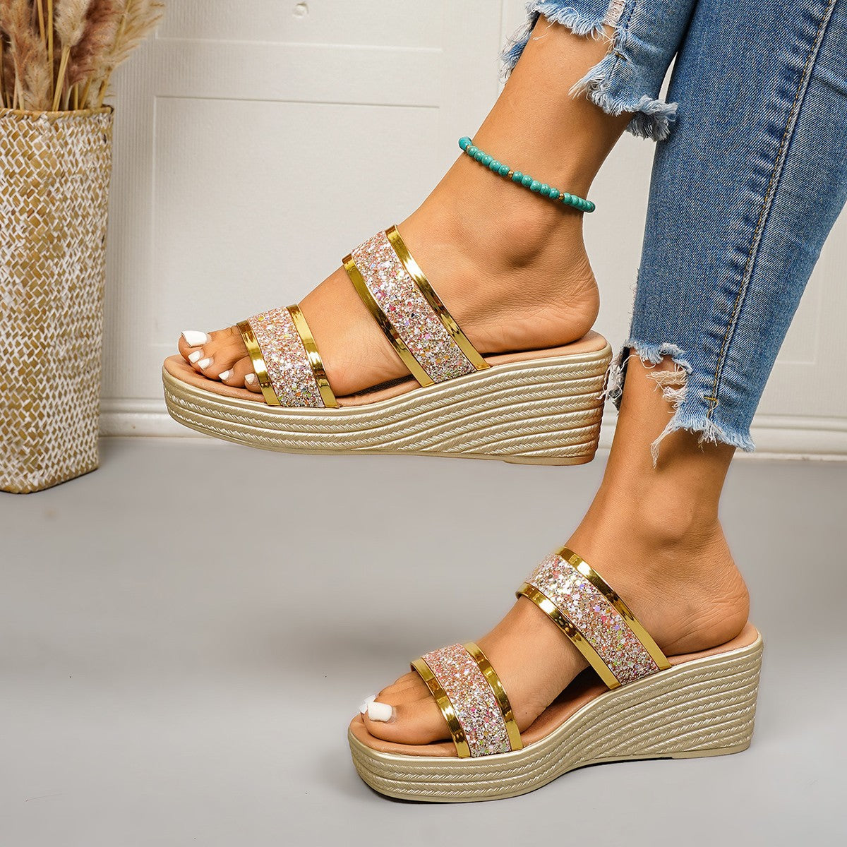Damen Wedge-Sandalen mit funkelndem Glitter-Design und elegantem Riemensystem Shopnory
