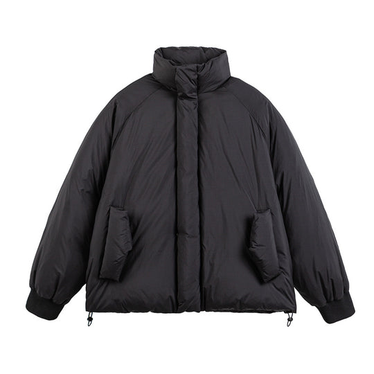 Unisex Boxy-wattierter Kurzblouson mit hohem Stehkragen, Raglanärmeln und Kordelzugsaum Shop Nory