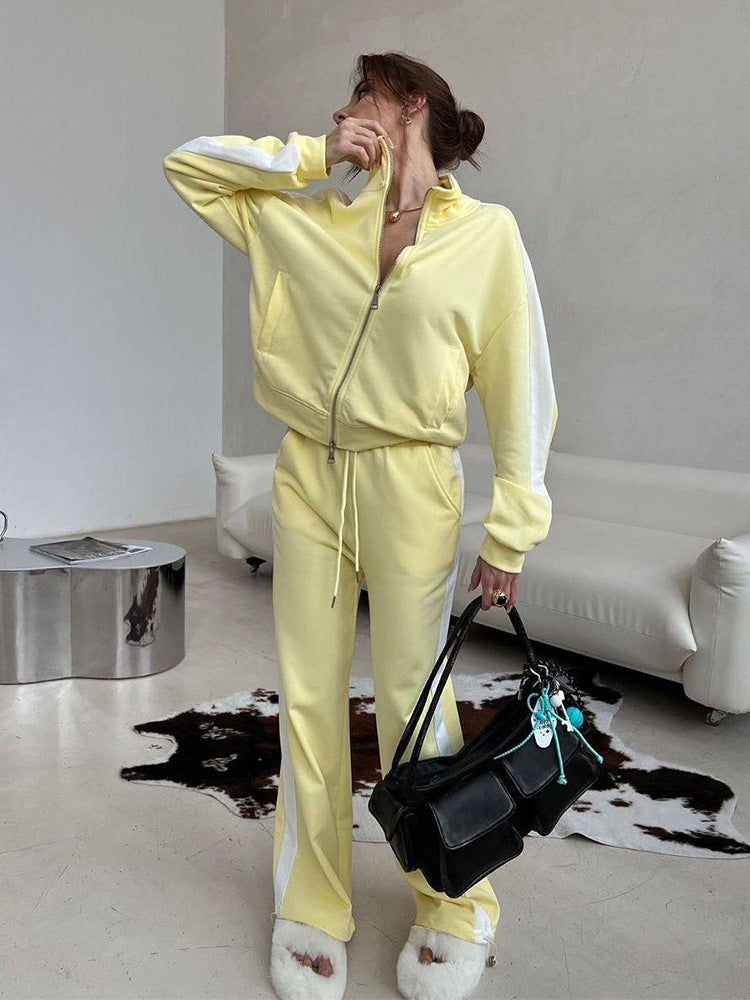 Damen weites Zip-Sweatset mit Kapuze, hohen Bund und seitlichem Kontraststreifen Shop Nory