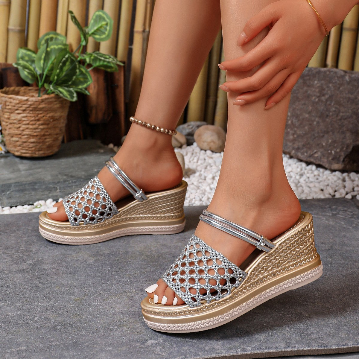 Damen modische Keil-Sandalen mit Netzdesign