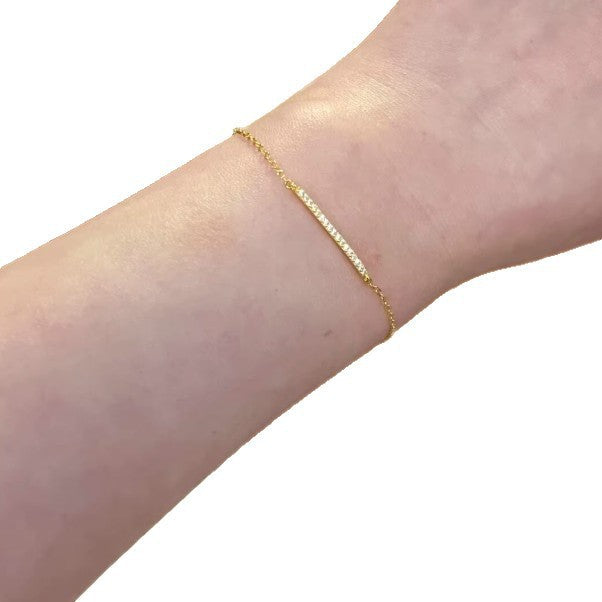 Damen zartes Armband mit funkelnden Zirkon-Akzenten Shop Nory
