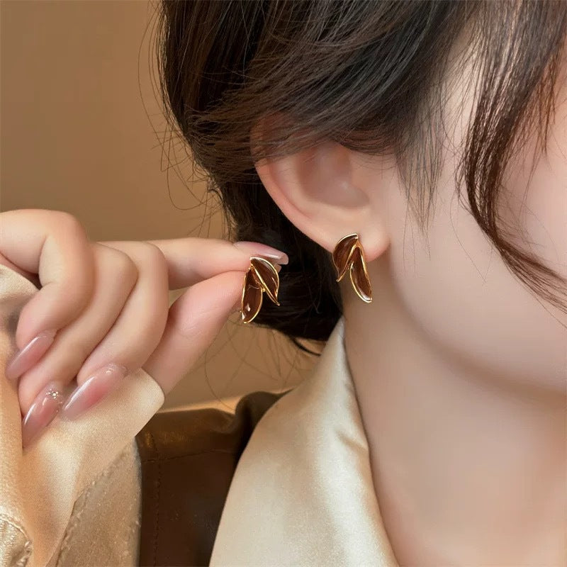 Damen Ohrstecker im eleganten Blattdesign Shop Nory