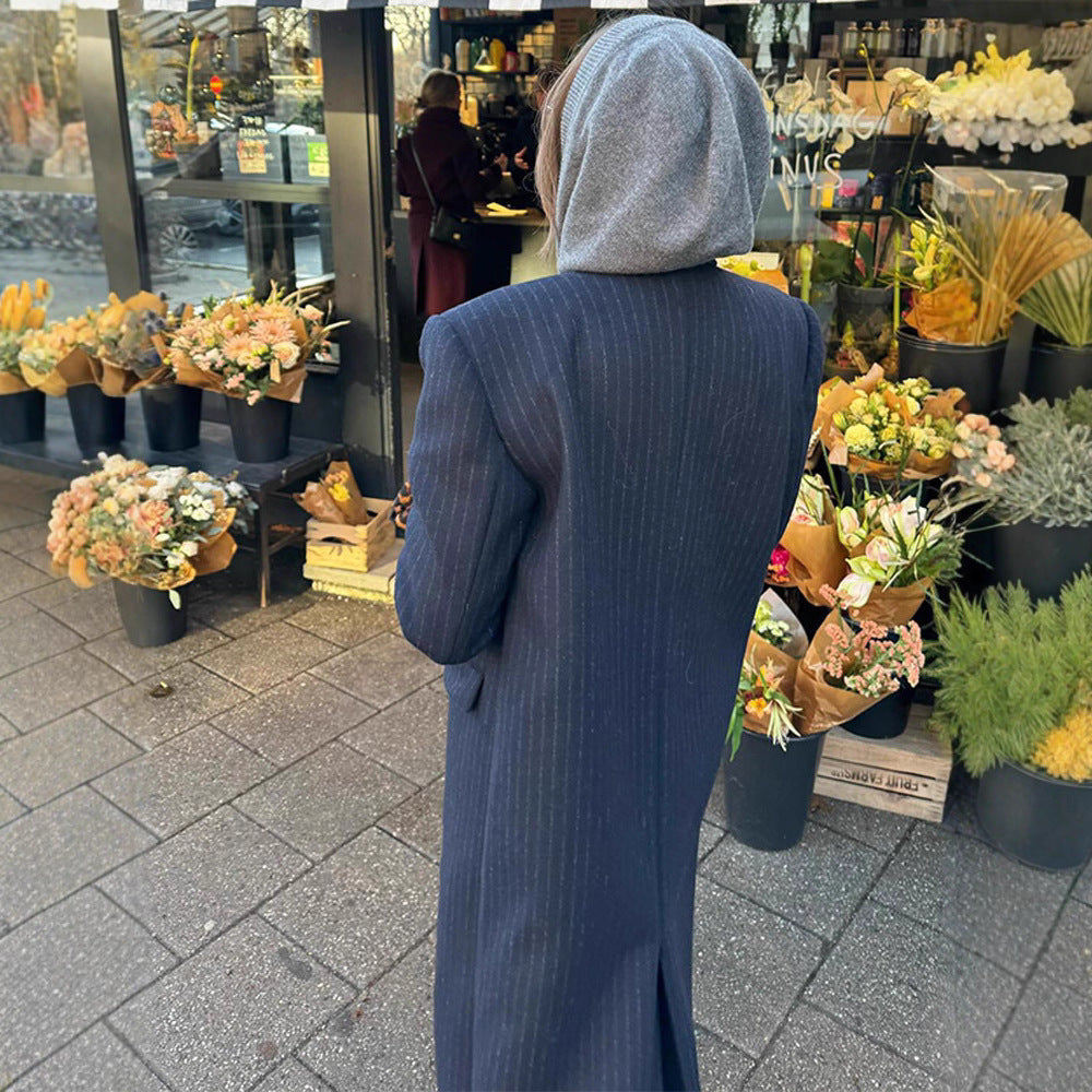 Damen Lang geschnittener Doppelreihiger Nadelstreifen-Mantel mit Reverskragen Shop Nory