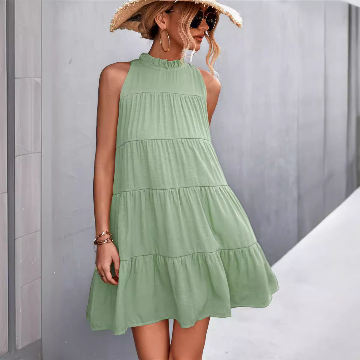 Damen Sommerliches Halterkleid mit Rüschen und schwingendem Rock Shopnory