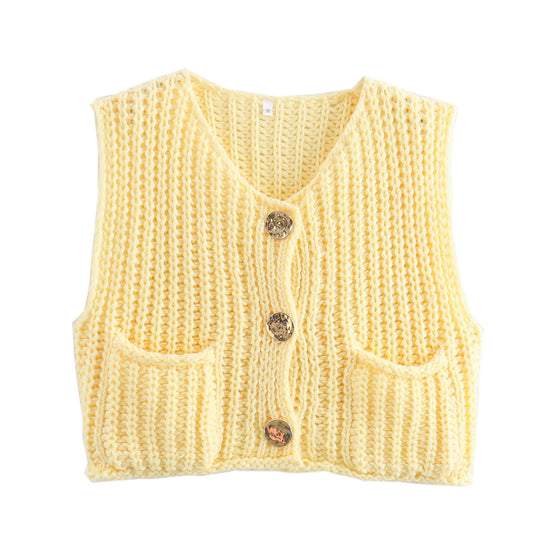 Damen Grobgestrickte Cropped Weste mit V-Ausschnitt und goldenen Zierknöpfen Shop Nory
