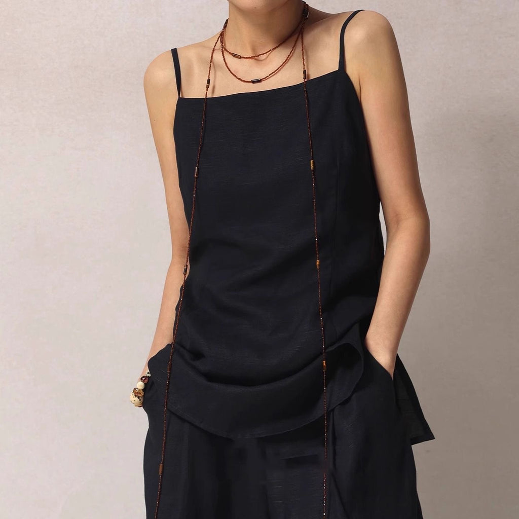 Damen Halskette mit handgefertigten, eleganten Perlen und modernen Metallakzenten Shop Nory