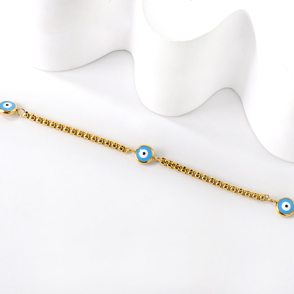 Damen Armband mit bunten Augenanhängern und elegantem Kettendesign Shop Nory