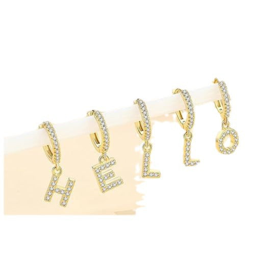 Damen Ohrschmuck mit funkelnden Zirkonia-Elementen und elegantem Design Shop Nory
