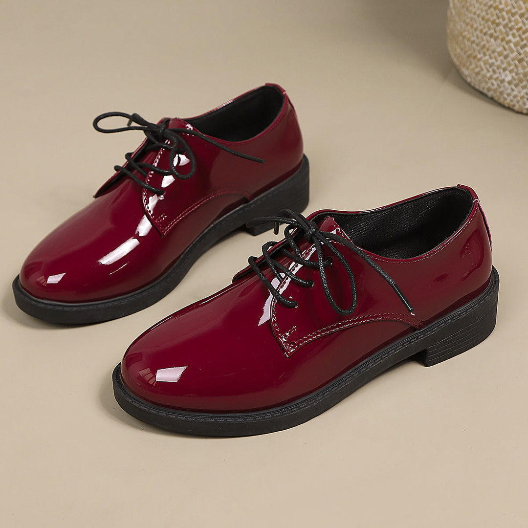 Damen klassische Schnürschuhe mit glänzender Oberfläche