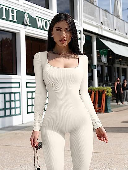 Damen nan figurbetonter gerippter Jumpsuit mit quadratischem Ausschnitt Shop Nory