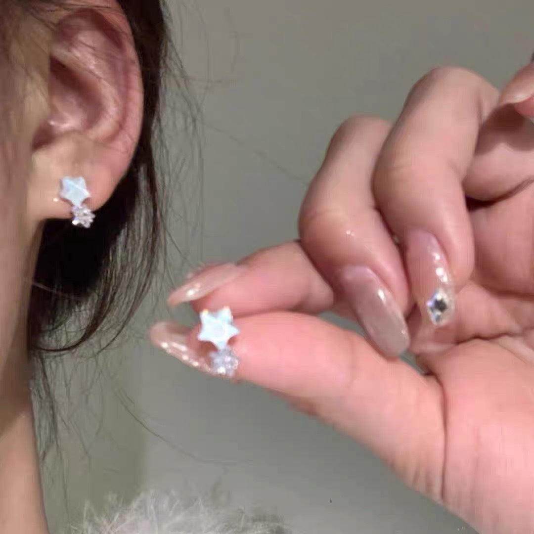 Damen Ohrstecker mit funkelndem Sternendesign Shop Nory