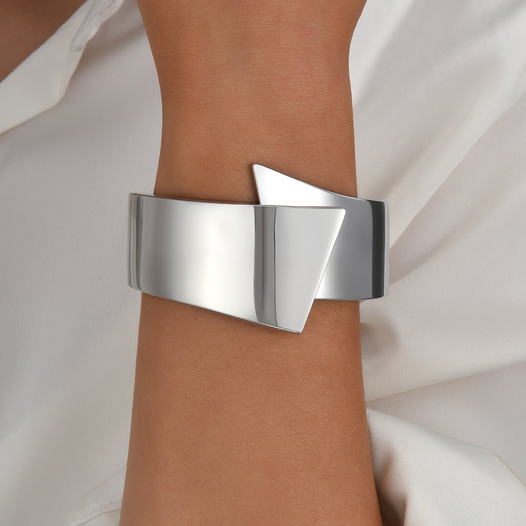 Damen moderner Armreif mit künstlerischem Design Shop Nory