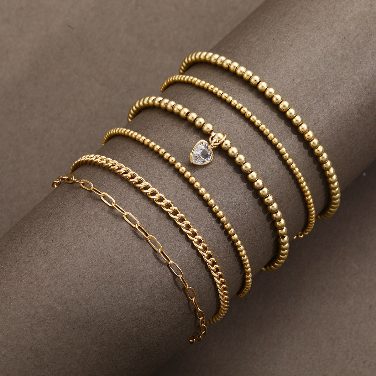 Damen Armband-Set mit filigranen Perlen und zartem Herzanhänger Shop Nory