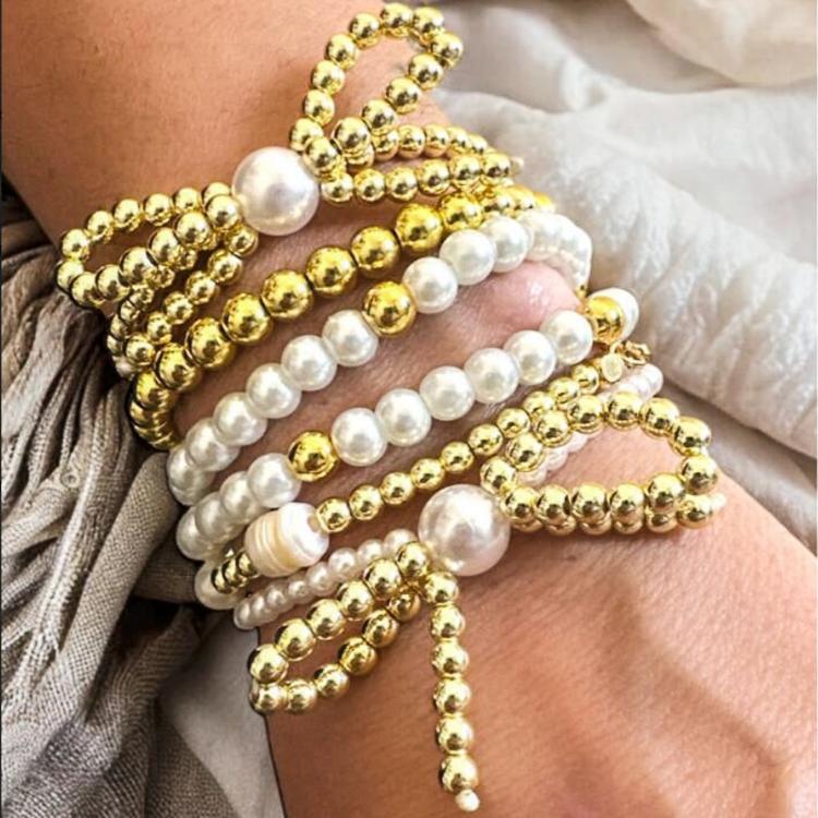 Damenarmreif mit eleganten Perlen- und Metallakzenten Shop Nory