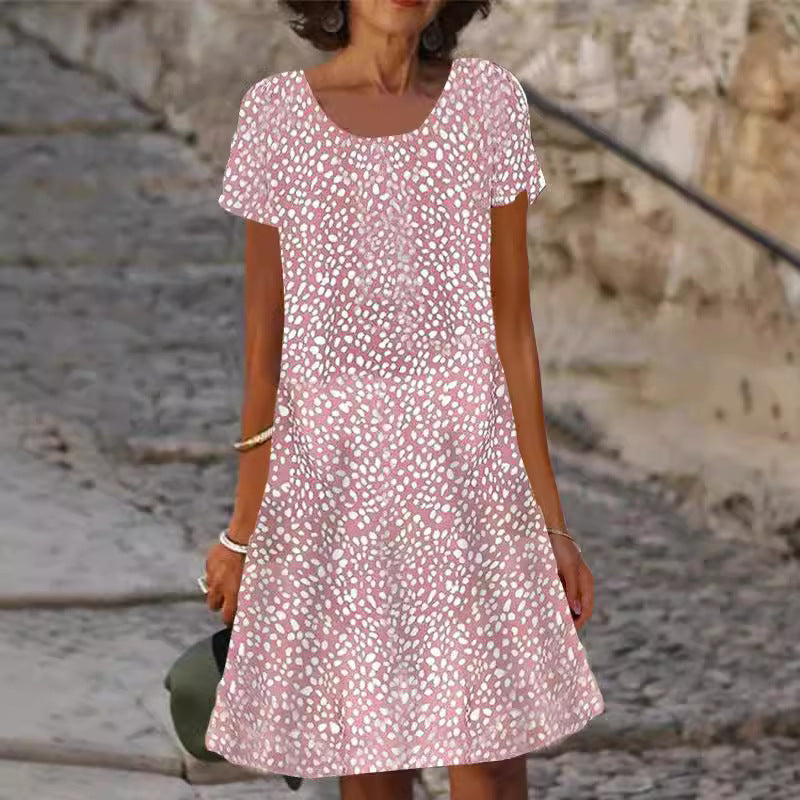 Damen lässiges Sommerkleid mit modernen Mustern und femininem Schnitt
