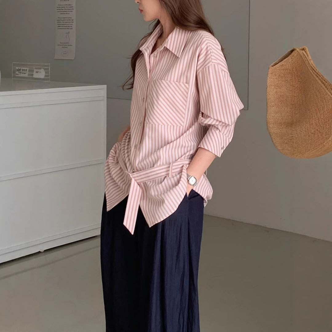 Damen Elegante gestreifte Bluse mit Gürtel Shop Nory