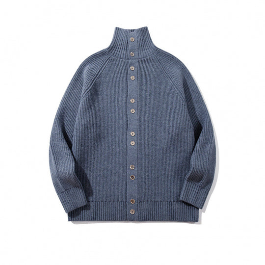 Herren grobgestrickter Knopfcardigan mit hohem Rollkragen und Raglanärmeln Shop Nory