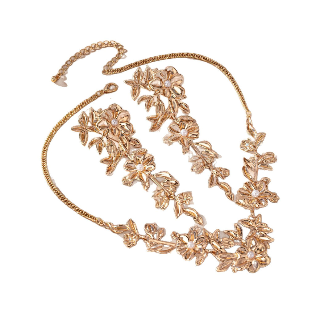 Damen Schmuckset mit kunstvoll gestalteter Blumen- und Perlenverzierung Shop Nory