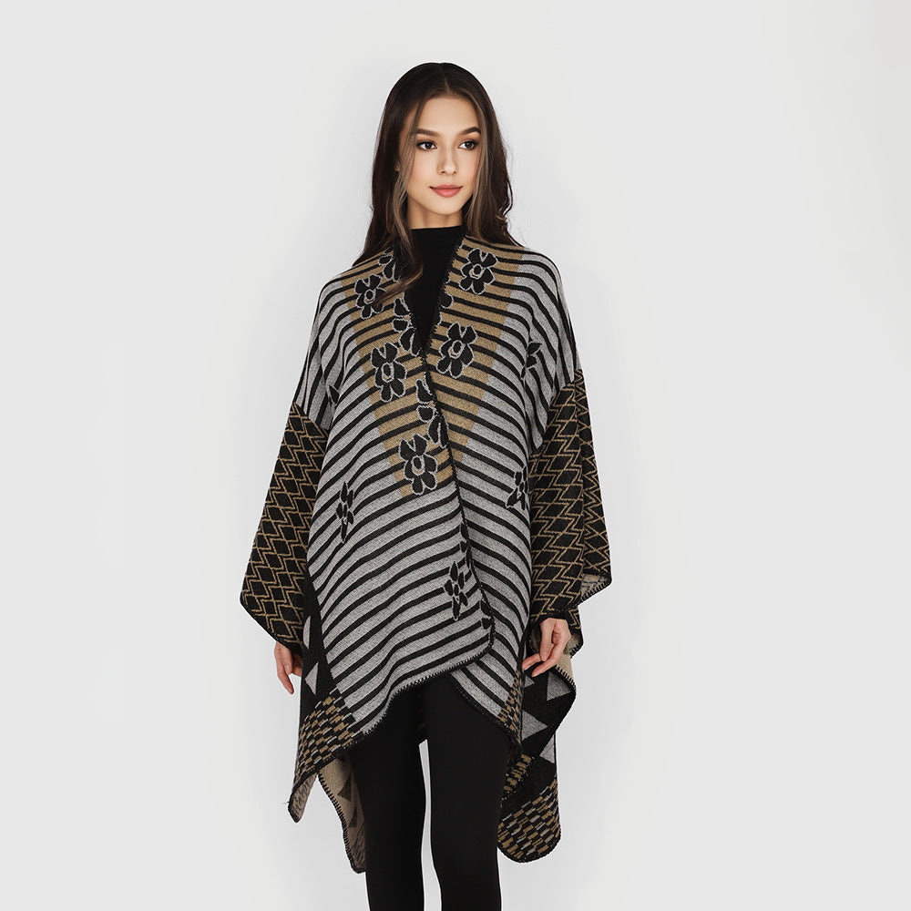 Damen Oversize Jacquard‑Ruana im Ethno‑Patchwork‑Design Shop Nory