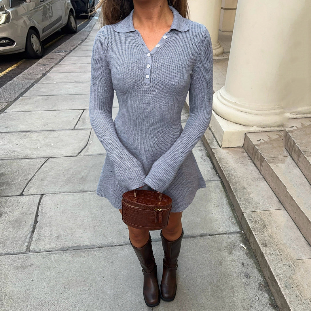 Damen nan geripptes Polokleid mit taillierter Miederform und ausgestelltem Volantrock Shop Nory