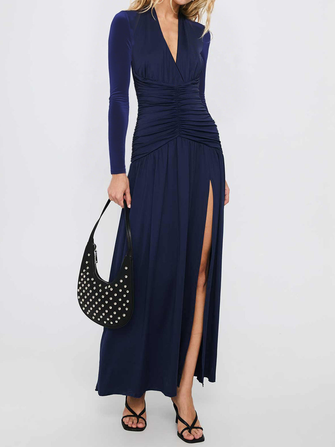 Damen nan elegantes Abendkleid mit gerafftem Wickeloberteil, hohem Beinschlitz und Samtärmeln Shop Nory
